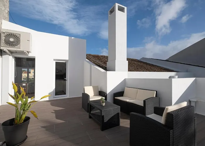 Jose Do Canto Garden House *